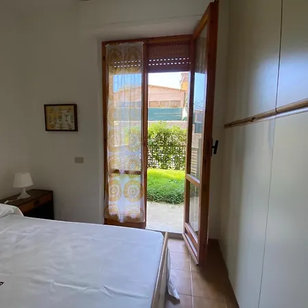 M270 - Marcelli, Trilocale Con Portico A 100mt Dal Mare Appartement Marcelli